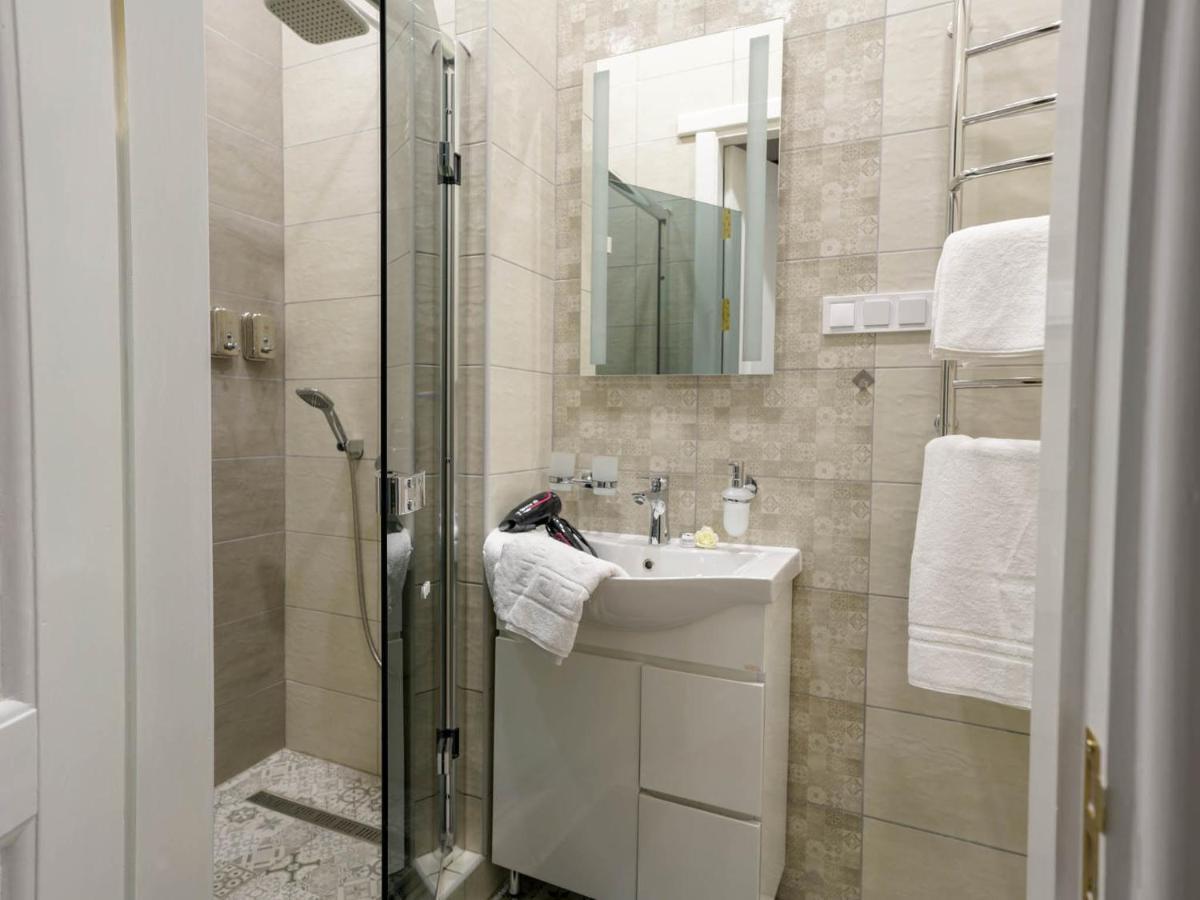 Lviv Suites At Shopena St. 4 Dış mekan fotoğraf