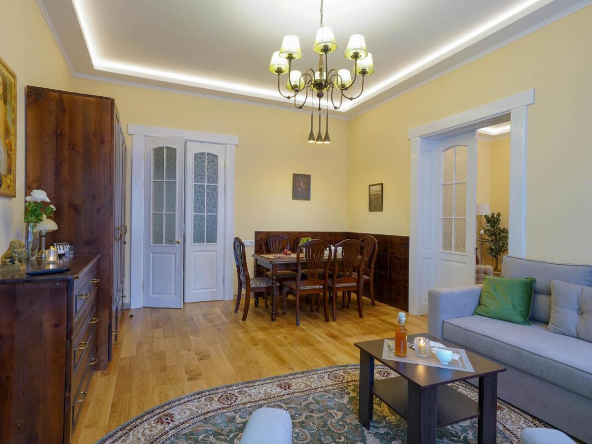 Lviv Suites At Shopena St. 4 Dış mekan fotoğraf