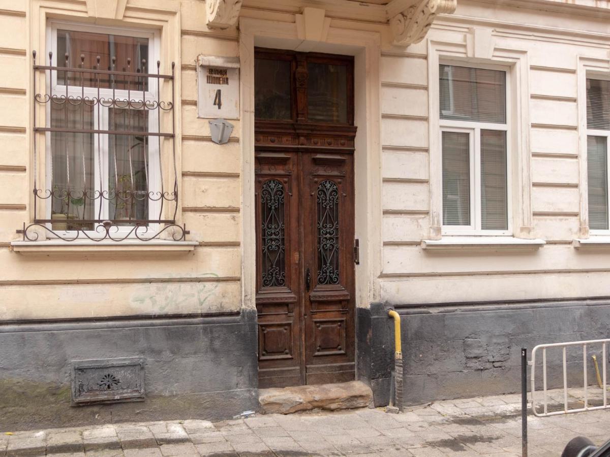Lviv Suites At Shopena St. 4 Dış mekan fotoğraf